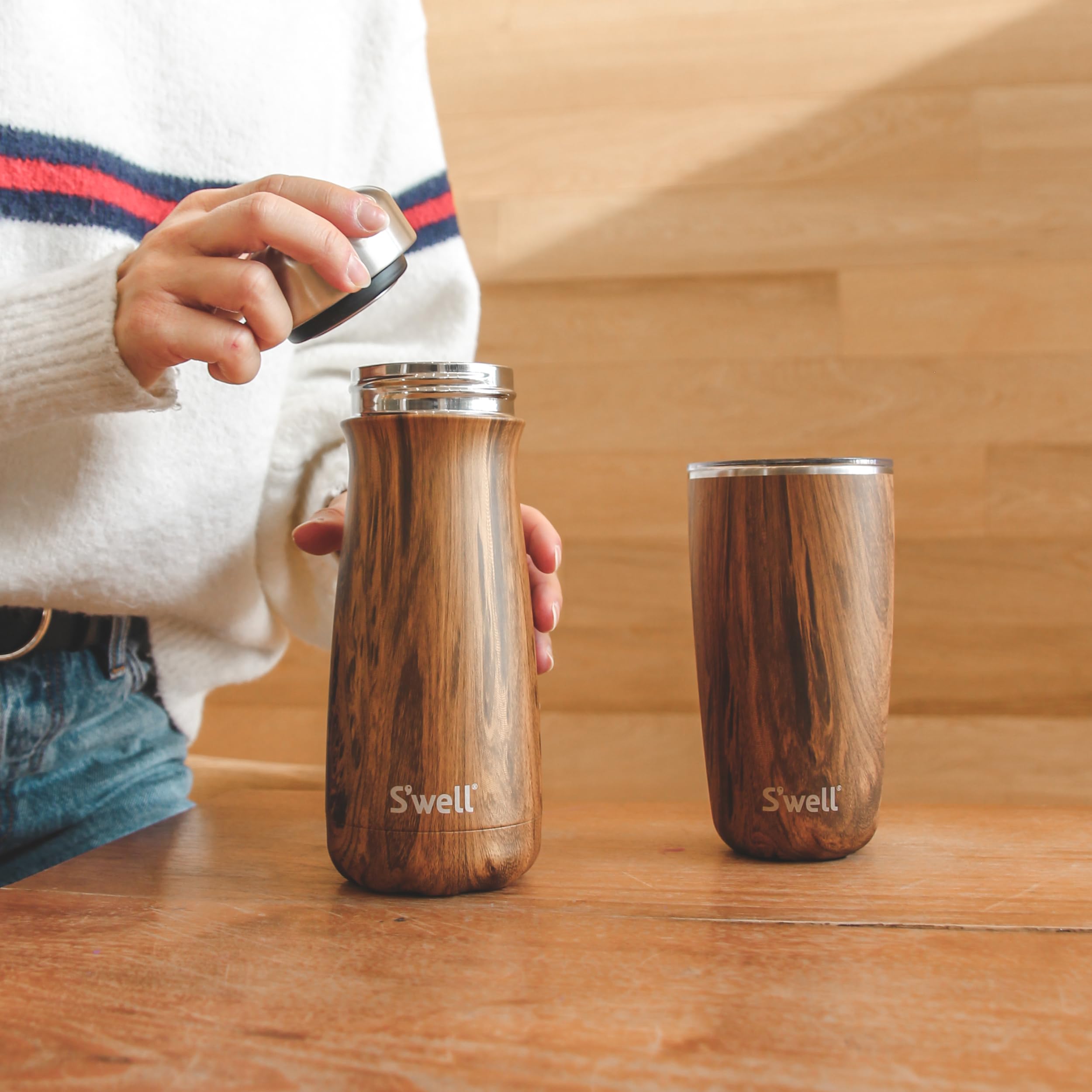 S'well Stainless Steel Traveler, 16oz, Teakwood, Triple Layered Vacuum Insulated Containers Keeps Drinks Cold for 24 Hours and Hot for 12, BPA Free, Easy Carrying On the Go - Image 5